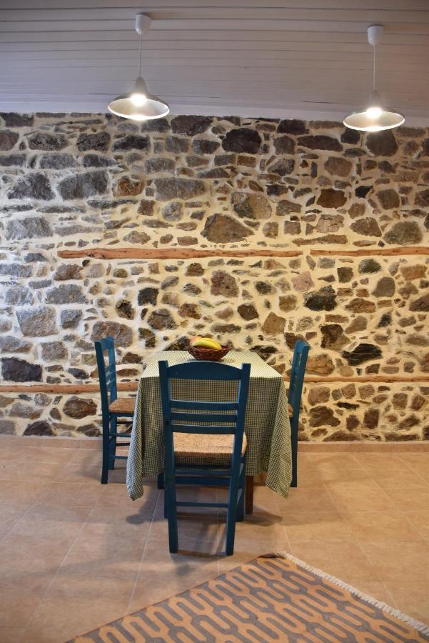 The Apricot Tree Studio Samothráki Exterior foto